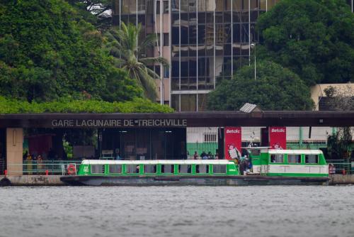 [Non séléctionnée] Navette à la gare lagunaire de Treichville